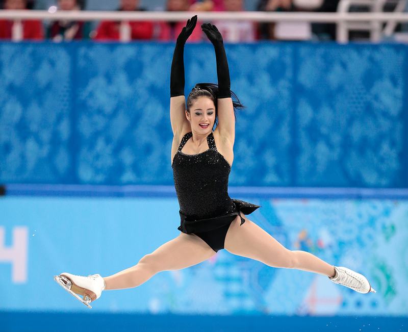 Illustration for article titled Amazing Images of Olympic Figure Skaters Defying Gravity